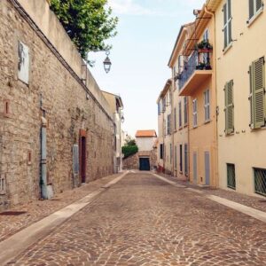 wide view to a nice street fro a dense populated region of cannes