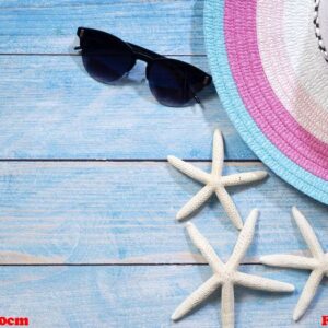 shells, starfish, hats. holiday ideas