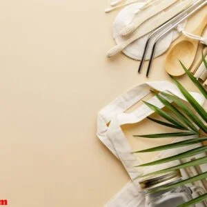 cotton bag, bamboo cultery, glass jar, bamboo toothbrushes, hai
