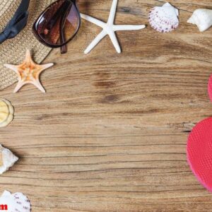 sand and shells on the wooden floor of the ,summer concept