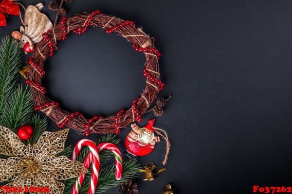 christmas wreath with decoration. christmas and new year background