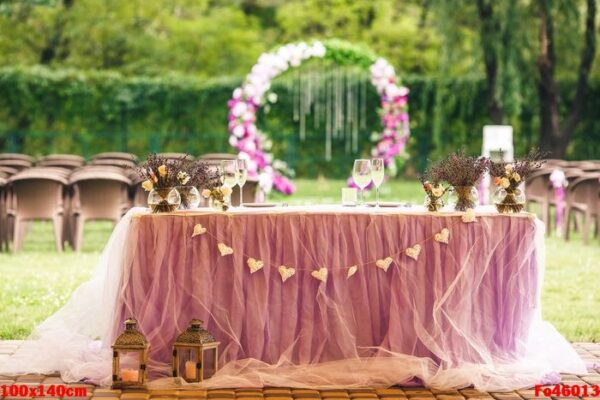 wedding reception table for newlyweds