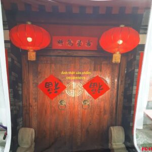 FG19 - Phông nền vải Chụp Ảnh Tết 3D Mẫu Cửa Gỗ Cổ Truyền Sang Trọng